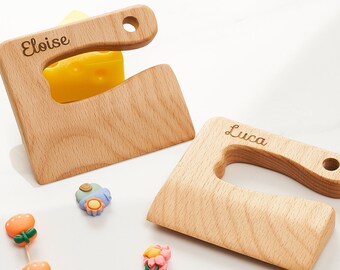 Personalisiertes Holzmesser mit Gravur, Lernspielzeug, Schneidemesser für Kinder, personalisiertes Kleinkind Montessori Utensil, Geburtstagsgeschenk, Ostergeschenk