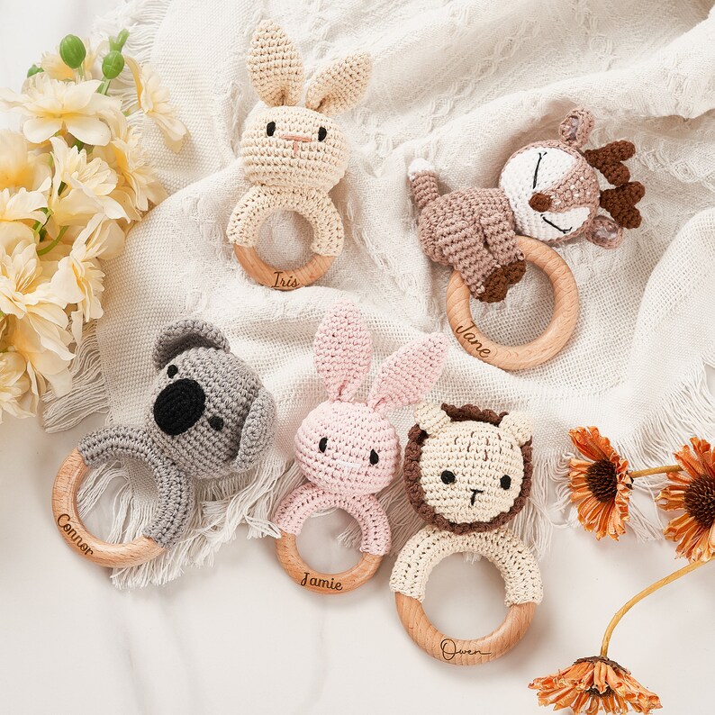 Animal Crochet Baby Rattle Baby Shower Gift Personalized Crochet Rattle Toy Custom Wooden Baby Rattle Newborn Gift for Birthday zdjęcie 9