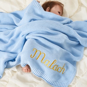 Benutzerdefinierte Babydecke, Kinderwagendecke, bestickter Name, Neugeborenes Babygeschenk, weiche Baumwollstrickdecke, personalisierte Namensdecke, Babygeschenk Bild 8