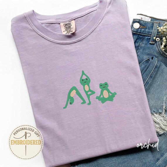 刺繍入りヨガカエルシャツ、禅カエル、カエル好きへのギフト、瞑想T