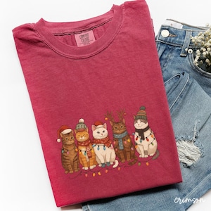 Cat Christmas Shirt, Cat Lover Christmas Shirt, Meowy Christmas Shirt, Christmas Cat Mom Sweater, Catmas Gift for Christmas, Cat Shirts B333
