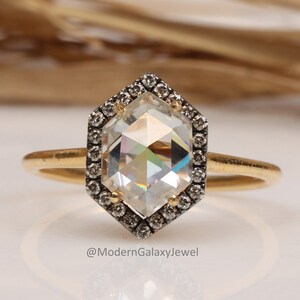 Hexagon cut Moissanite Diamond Ring 14K Yellow Gold Moissanite Ring Halo Style Ring White Hexagon Moissanite Ring Unique Engagement Ring M42