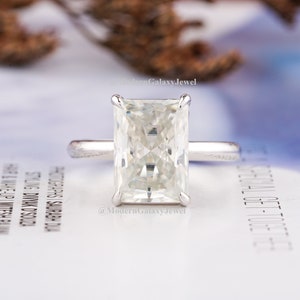 4.0 carat IGI Certified F color VS1 clarity Radiant cut Lab Grown Diamond Ring, 14k Gold Ring, Radiant cut Engagement Ring, Solitaire Ring