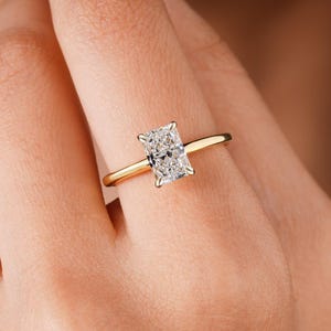 Radiant cut Lab Grown Diamond Ring, Radiant cut Diamond Ring, Solitaire Diamond Ring, 14k Gold Engagement Ring/Wedding Ring Anniversary Gift