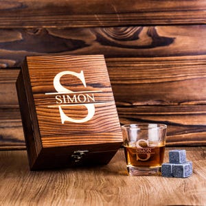 Personalized Whiskey Glass Set with Wooden Box, Groomsmen Gift, Best Man Gift, Groomsman Proposal, Boyfriend Gift, Gifts for Men