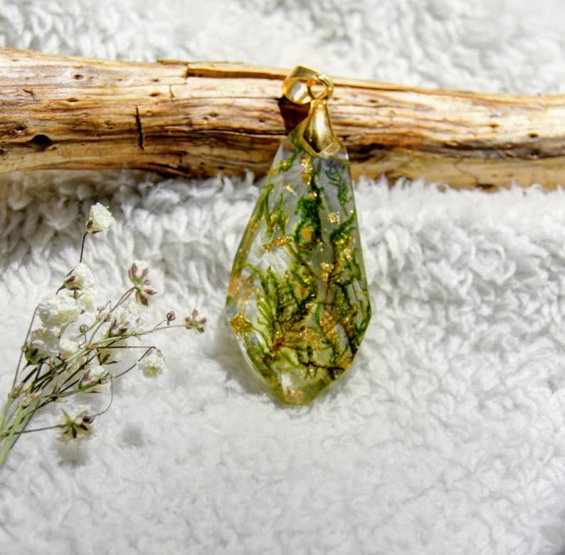 Secret garden amulet, real moss with little golden pieces image 1