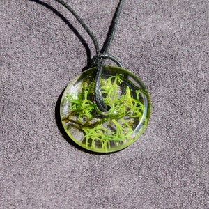 Unique moss necklace/pendant made from epoxy resin image 2