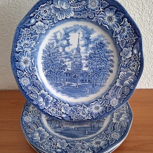 Liberty Blue Dinner Plate, Historical Colonial Scenes, Independence Hall.