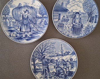 2 Wall Plates, Royal Delft