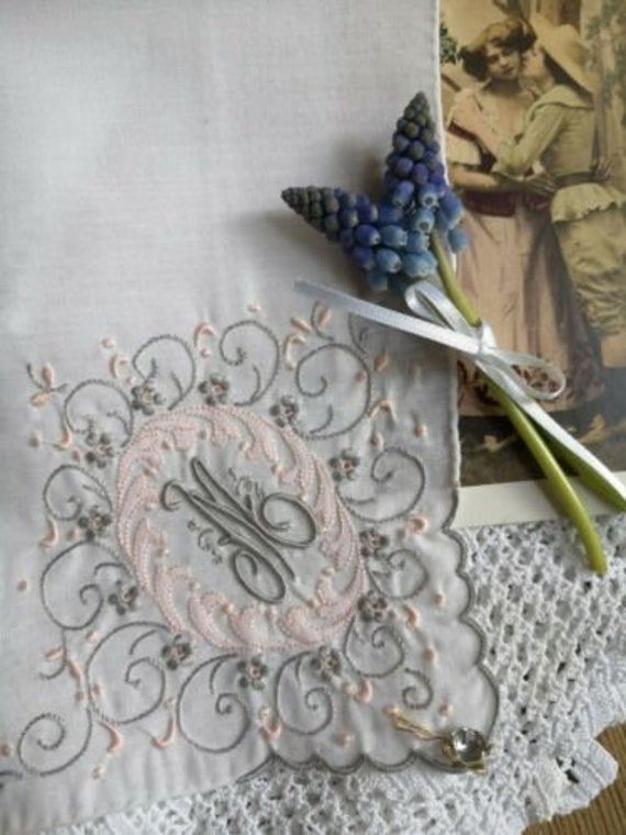 Unused Vintage hand embroidered Madeira hankie ha… - image 5