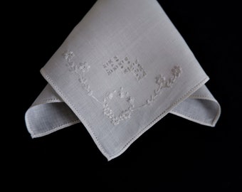 Vintage Unused  Irish linen hankie handkerchief ~ hand embroidered Flax flower cartouche