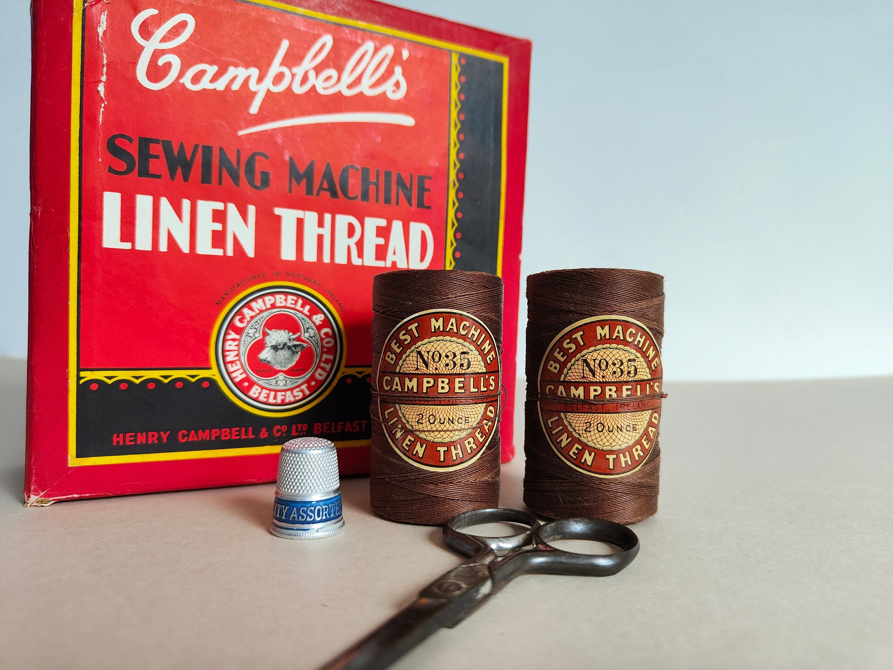 Vintage Sewing Machine & Threads Tin Vintage Sewing Machine & Threads Tin