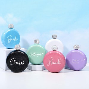 Customized Round Flask, Personalised Bridesmaid Stainless Steel Flask, Women&#39;s Flask, Bachelorette Party Flask, Wedding Gift, Gift for Her