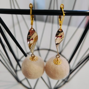 wool felt earrings, wool felt jewelry, dangle earrings, statement earrings,, aesthetic earrings, magical earrings, hand made earrin