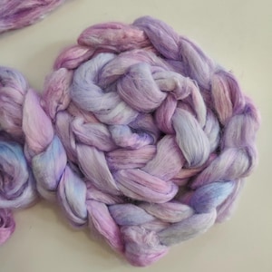 wool for felting, wet felting, silk fibers, silk roving, spinning silk, viscose, art supplies, wet felting - Tops weight: about 20g - 0,7 oz