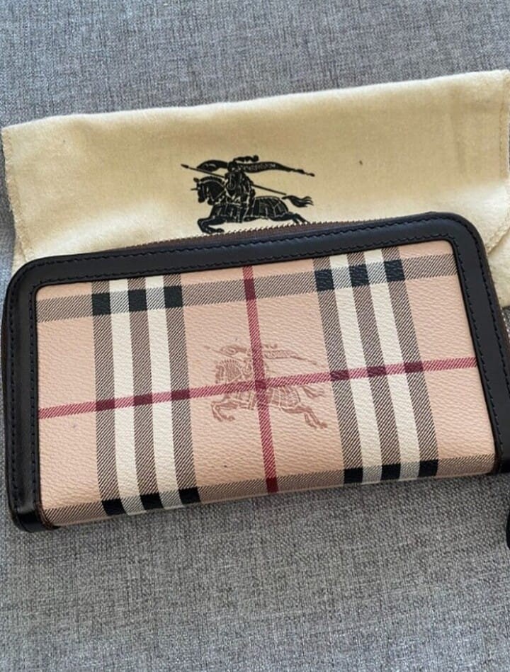 Monument defile Husarbejde Burberry Authentic Nova Check Beige Woman's Leather Wallet - Etsy