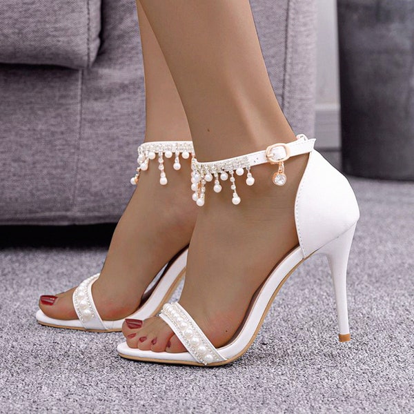 halie pearl sandals