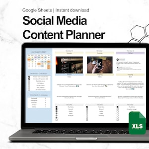 Puede incluir: Una pantalla de computadora portátil que muestra una hoja de cálculo de Google Sheets con un planificador de contenido de redes sociales para enero de 2024. La hoja de cálculo incluye un calendario, una lista de verificación mensual y una sección de contenido por número. La hoja de cálculo también incluye una sección para cada día de la semana, con una plataforma de redes sociales diferente para cada día. Las plataformas incluyen YouTube, TikTok e Instagram.