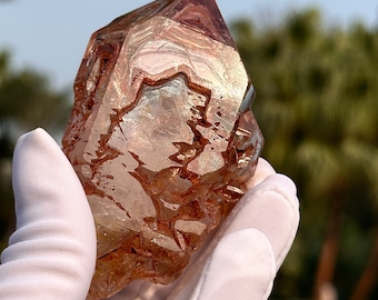 Natural Madagascar Skeletal Quartz Castle Formation Temple Crystal UV Petroleum Quartz Red Clay Rainbow Collector Specimen -146.8g