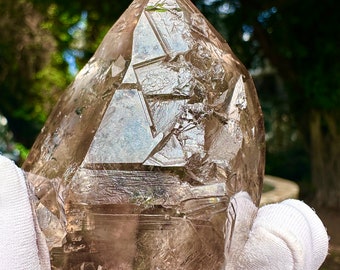 Smoky Diamond Quartz Self Standing Crystal Chongqing Rainbow Record Keeper Quartz Healing Grounding Energy Stone Collector Grade-134.6g