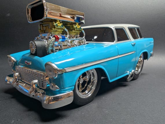 Chevy Nomad Muscle Machines 1/18 Scale '55 Nomad – Classic