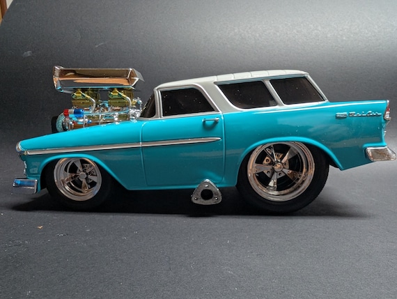 Chevy Nomad Muscle Machines 1/18 Scale '55 Nomad – Classic