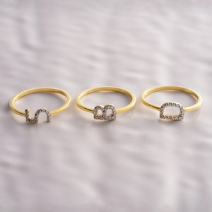 Anel de número personalizado em ouro maciço, anel inicial personalizado, anel de número da sorte personalizado em ouro 10k 14k 18k, anel de letra personalizável para presente