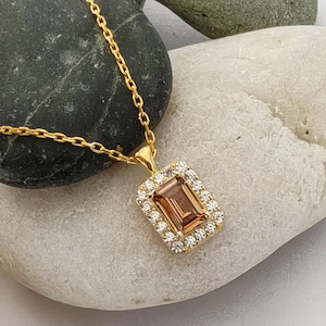 14k Solid Gold Halo Smoky Quartz Pendant, 18k Gold Vintage Style Quartz Jewellery for Women, 10k Gold Vintage Style Quartz Cham Necklace.
