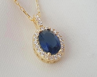 14k Solid Gold Blauer Saphir Halo Halskette für Sie, 18k Gold Oval Cut Sapphire Charm Halskette, September Birthstone 10k Gold Anhänger für Mama