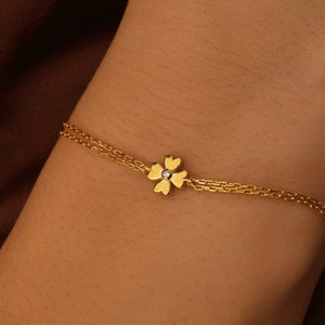 10k 14k 18k Solid Gold Clover Bracelet, Tiny Lucky Clover Charm Necklace, Minimalist Four Leaf Clover Bracelet For Gift, Dainty Gift For Her