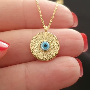 14k Solid Gold Evil Eye Disc Naszyjnik, Powodzenia 18k Złoty Naszyjnik z Urokiem Monety Dla Niej, Ochronny Medalion 10k Wisiorek Na Prezent Urodzinowy