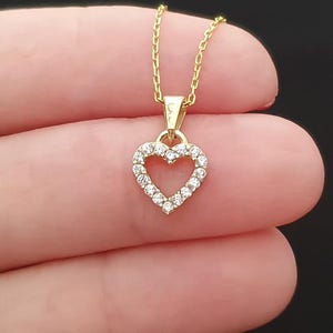 Solid Gold Cute Minimalist Heart Necklace For Women, 14k 18k 10k Gold Tiny Heart Pendant, Dainty  Everyday Heart  Charm Necklace For Gift