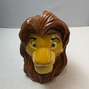 SIMBA The Lion King on Ice Mug Cup Stein Flip Top Lid Vintage 1998 DISNEY