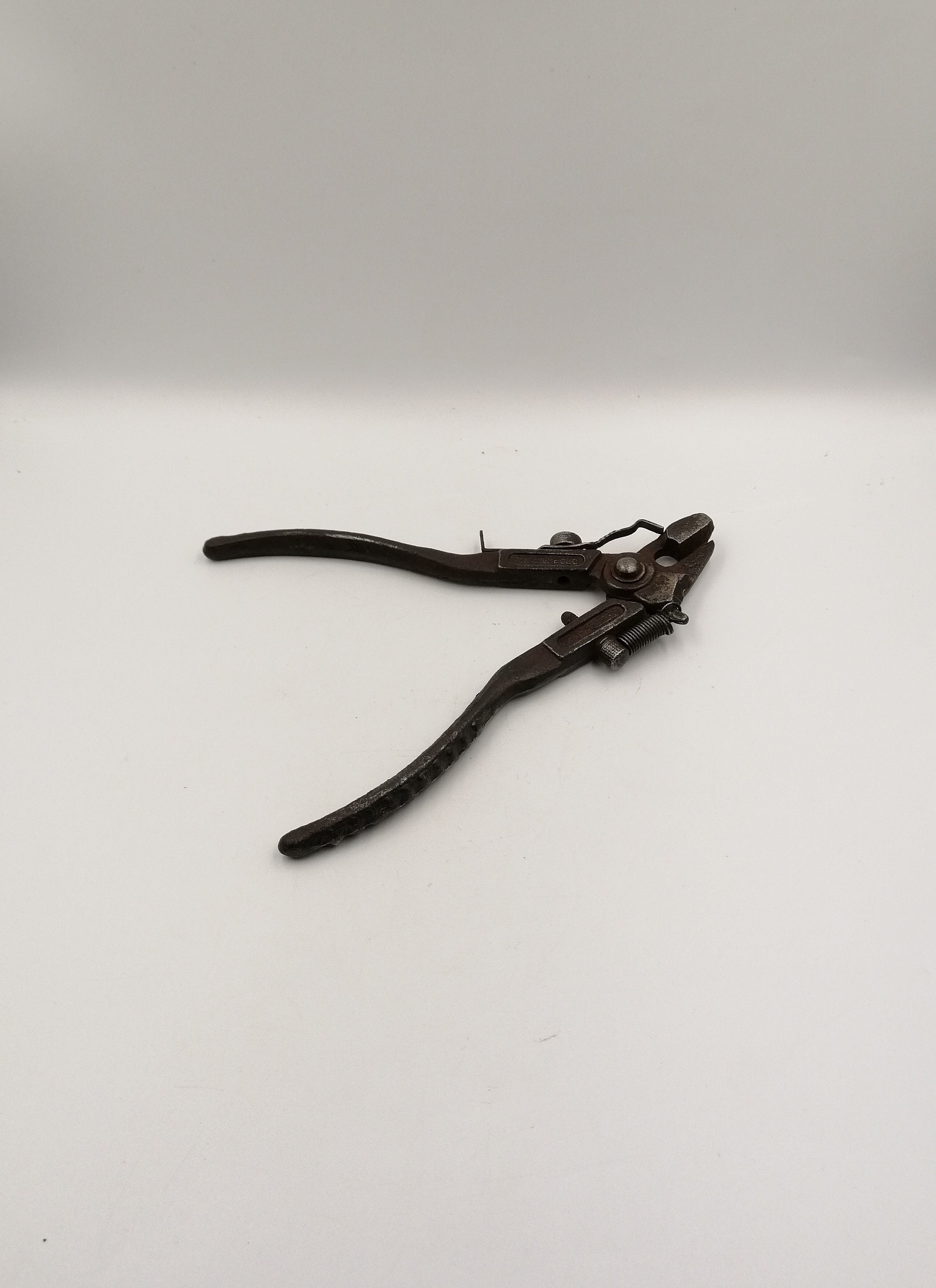 Antique Sawtooth Setting Pliers, Estimatedly 19401950s, Pliers, Made