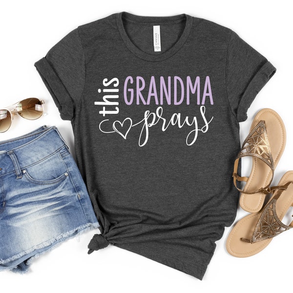 This Grandma Grammy Mimi Nana Mom Prays Shirt