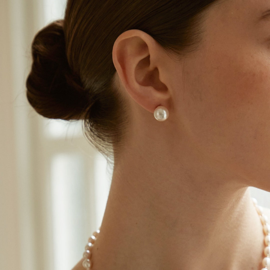 Swarovski pearl stud earrings Clearance