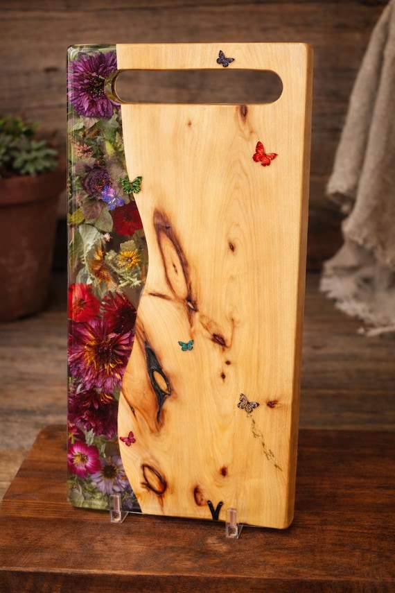 Preserved Flower Resin Wood Board| Wedding Bouquet Keepsake | Memorial Flower Heirloom | Custom Hardwood Charcuterie Board with Real Flowers