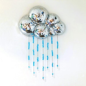 Nube de lluvia disco / Espejo colgante de pared con cuentas / Arte pop maximalista y funky / Decoración de dopamina