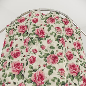 Vintage Style Pink Roses Pattern Polyester Shower Curtain Floral Aesthetic Elegant Home Decor Boho Cottagecore Bathroom Mom Gift for Her