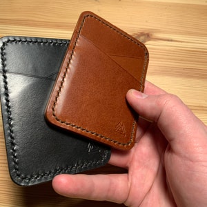 Custom Leather Wallet The Solo, Minimalist Wallet, Small Cardholder, Custom, Slim Wallet, Mens Wallet Womens Wallet zdjęcie 5