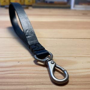 Custom Stamped Leather Nickel Keychain,  Keyring Wristlet, Wrist Strap, Women’s Accessories, Men’s Accessories, Stylish Full Grain Leather