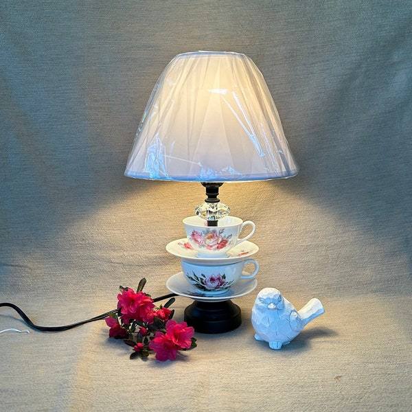 Pink Roses Stacked Teacups Accent Lamp