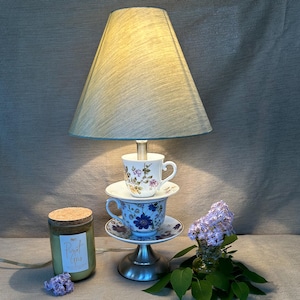 Floral Accent Lamp