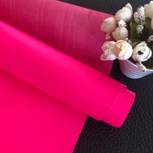 Piel de vacuno auténtica 100 % de grano completo, italiana, lisa, color rosa neón, varios tamaños