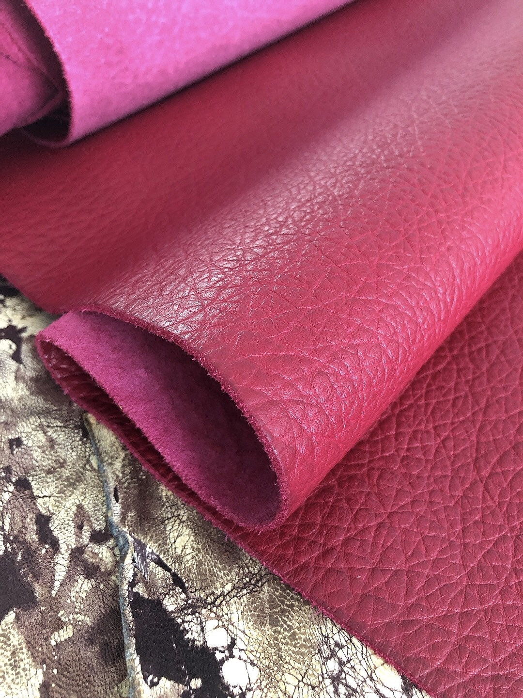 ITALIAN FUCHSIA COLOR Leather Sheets Natural Leather Pieces for