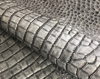 Grey Embossed Crocodile Skin Textured Veg Tan Leather 100% Real Cowhide Sheets Multiple Sizes for Watch Straps Craft Art