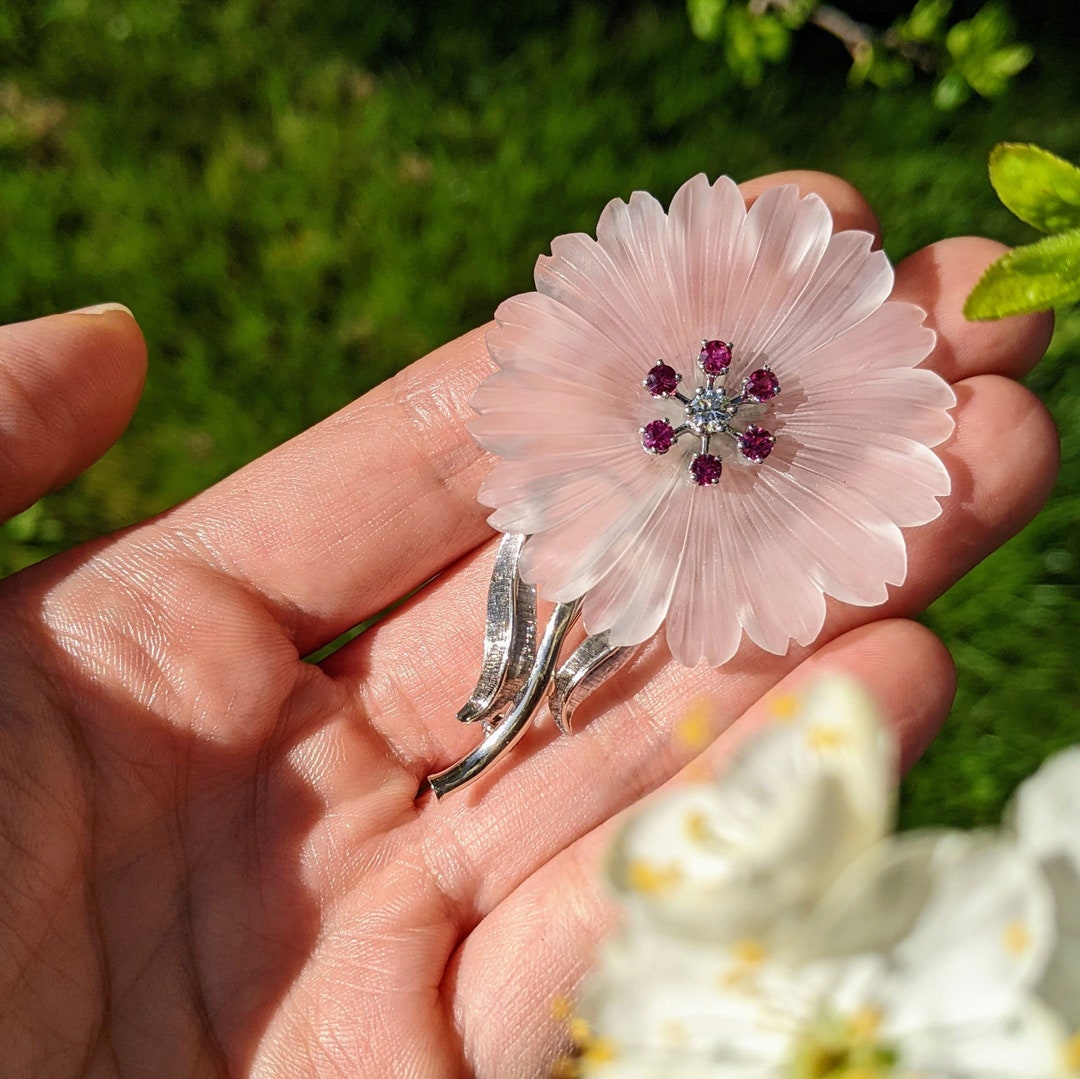 Carved Rockcrystal White Gold Diamond and Ruby Flower Brooch Etsy