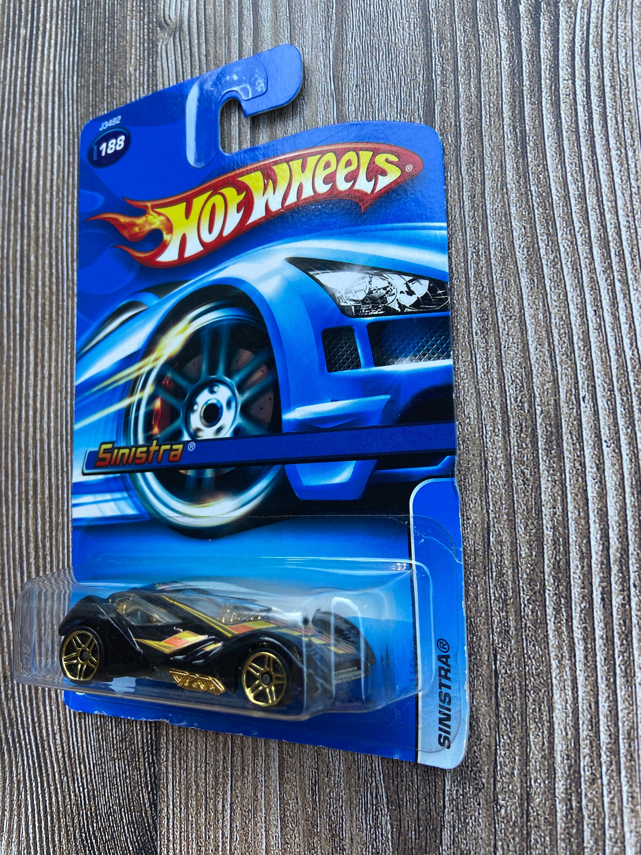 Hot Wheels NIB Tesla Roadster Hot Wheels HW Exotics Mattel -  Portugal