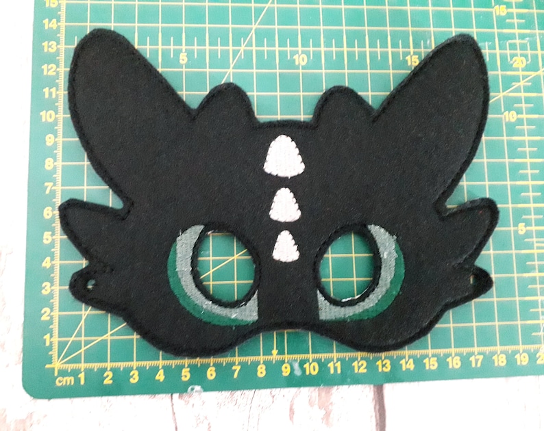 Handmade How to train your Dragon Face mask image 4