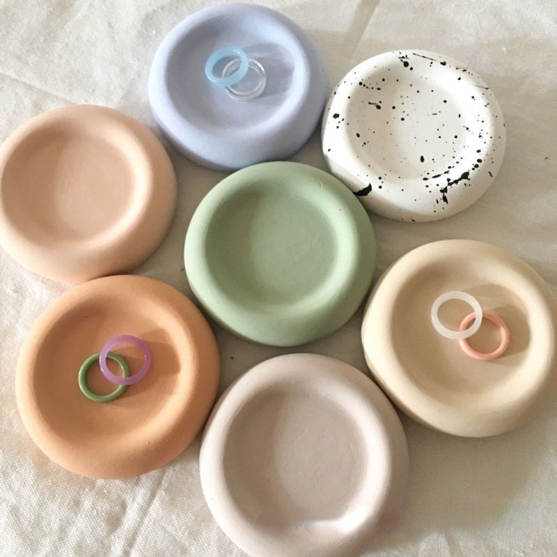 Round Tray Mold Silicone Mold Concrete Mold Plaster Tray Silicone Mold Jewelry Tray Molds Epoxy Resin Dish Plate Mold DIY and More Molds